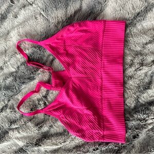 PINK Victoria's Secret Vibrant Sports Bra